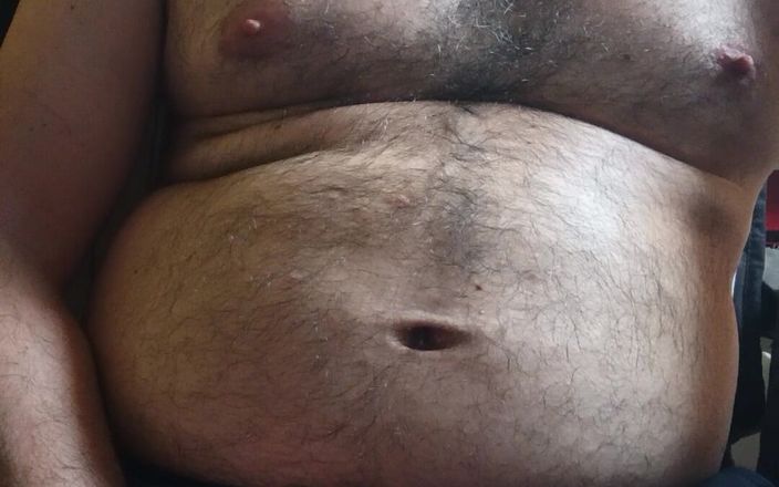 CharlyPaul: Ours gorgé de lait