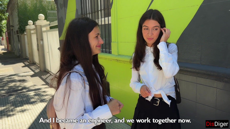 Dis Diger: 女学生不想学习——她们只想！