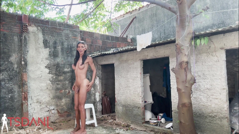 Tsdanisantos1: Daniela Santos face un fetiș cu picioarele cu ejaculare.