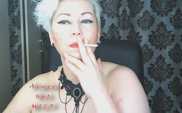 AimeeParadise: 热辣熟女Aimee - 我灵魂的温暖...（官方视频）。