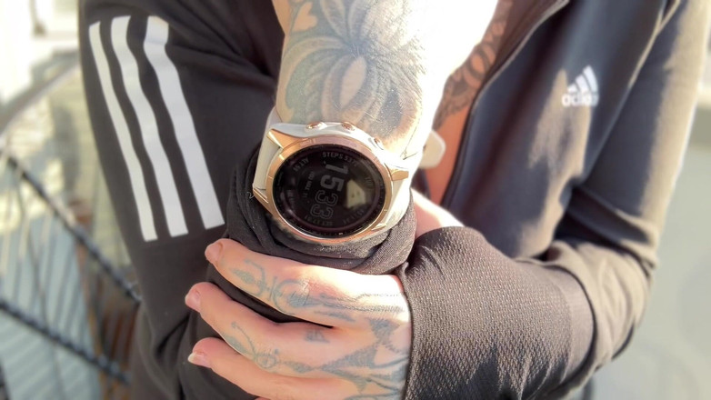 Miss Valentina: Tonton pancutan mani