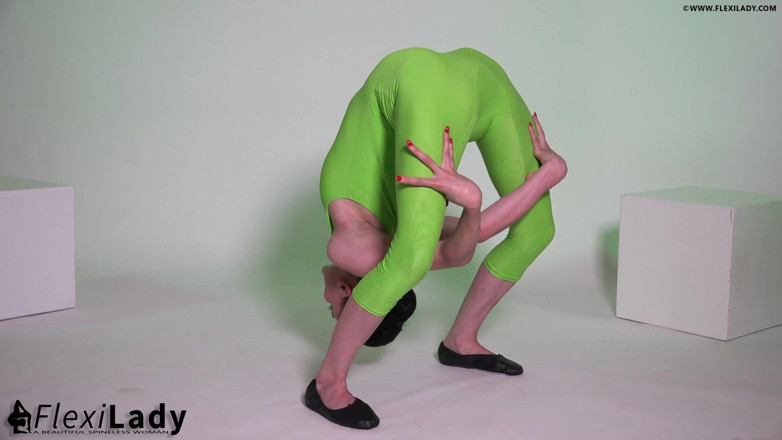 Flexilady: Atortion až do extrému
