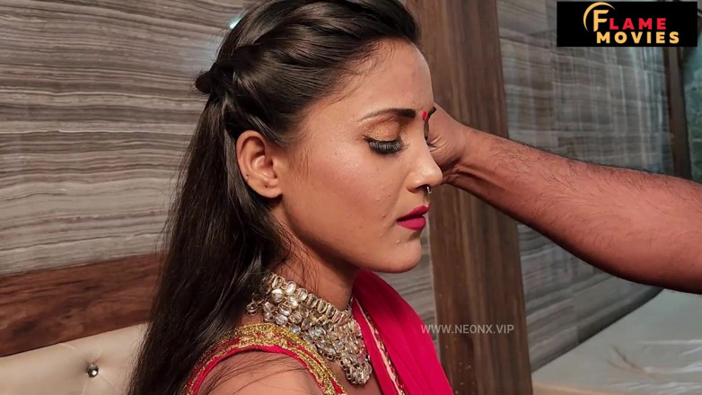 DesiHeat Studio: Sexy indická bhabhi drsně ošukaná starým tchánem hardcore desi sex