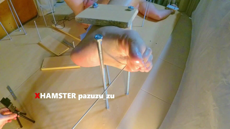 Pazuzu_zu: Kadın egemenliği cfnm ayakları gıdıklıyor ve cezalandırıyor+ cbt + mahvolmuş orgazm (ext)