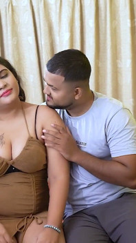 Desi Indische geile Bhabhi geneukt door haar Devar wanneer ze zich klaarmaakt voor een feestje (Hindi-audio)