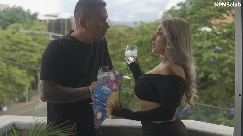 NPNS Club XXX: Hard Fuck with a Beautiful Colombian After a Few Glasses...