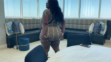 Dirty Diana Fetishes: Diana kotor suka menunjuk-nunjuk sedikit