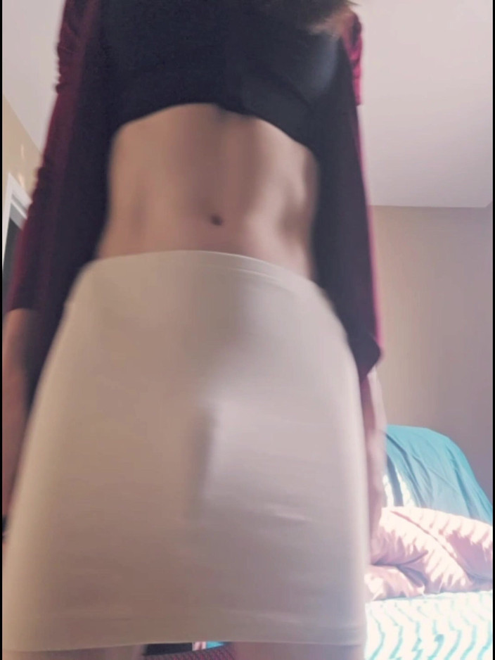 Mistress Mel: 내 치마를 부푼 걸 도와줘