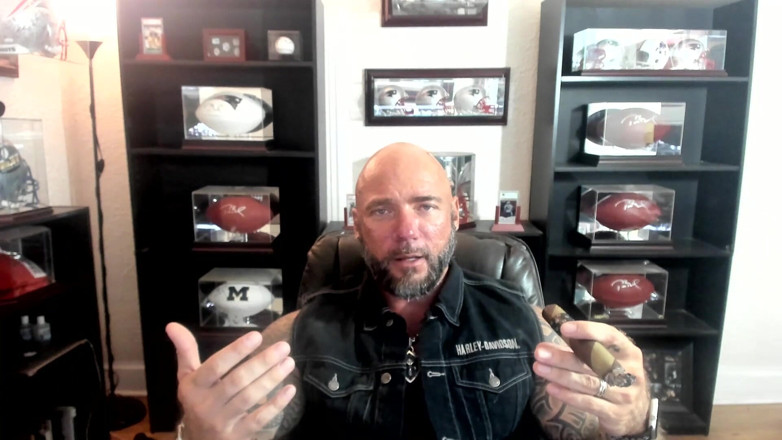 Raw and Uncensored with Masculine Jason: Relații sănătoase sado-maso și D /s (episodul 1)