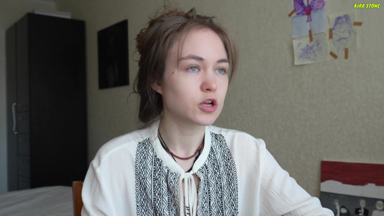 Kira Stone: ¿El pene es grande o pequeño? ¿Qué talla le gusta a...