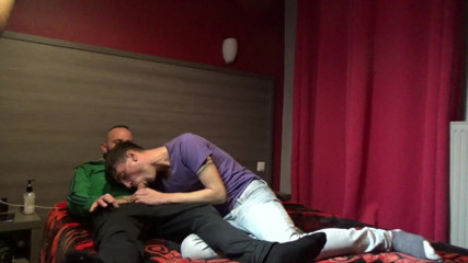RAW PORN SPY CAM: Raw porn cam Ludo fucked raw by Danny