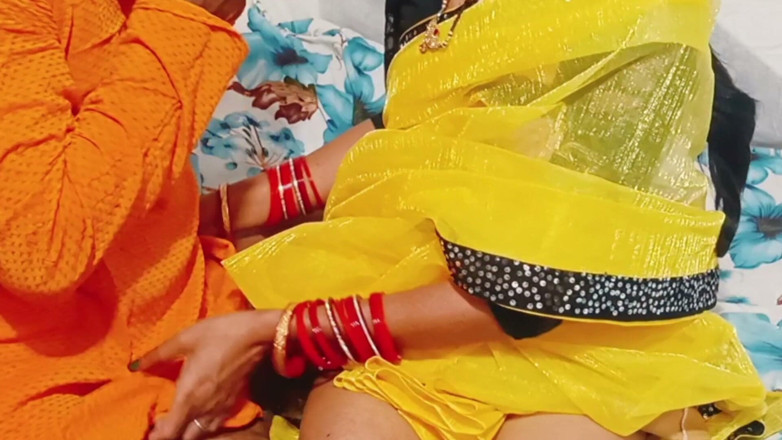 Rojjyny: Pehela Night Me Chuth Phad Diya.indian Asian Romantic Hot Couple