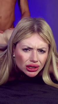 Französische blondine bekommt squirting-orgasmus und riesigen creampie - sperma-müllleben