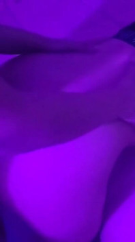 Chica universitaria de 19 años follando con su tanga de lado, me corro dentro de su apretado coño