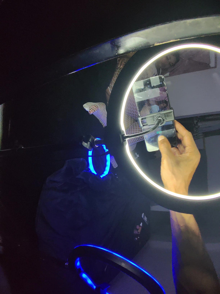 PABLO N3GROBAR: シーズン4 - リル・ポニー・ライブ