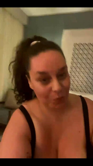 Anastasia Lux: Today Horny的任何人