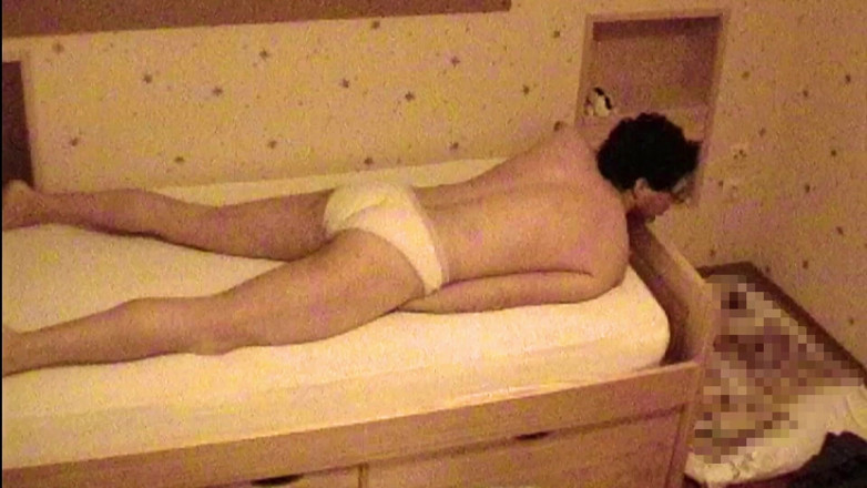 Mark Hannes: Schwiegermutter Slip Hump Masturbation