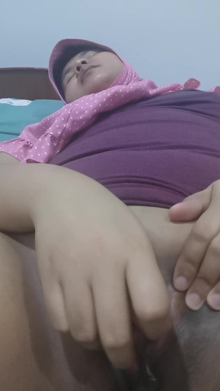 LAILA: Laila opravdu někoho potřebuje