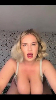 Follada infiel personalizada con corrida de tetas, gratis para todos los subs