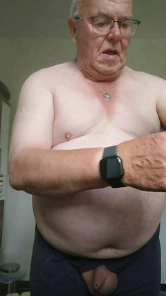 Jag, min röv, mitt bälte, mina bröst