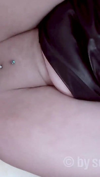 Femme Au Foyer Blonde Avec Chatte Consentante