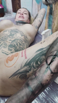 Big Boobed Tattoo Girl Gets Anal Fuck During a Tattoo Session - Gaping and ATM