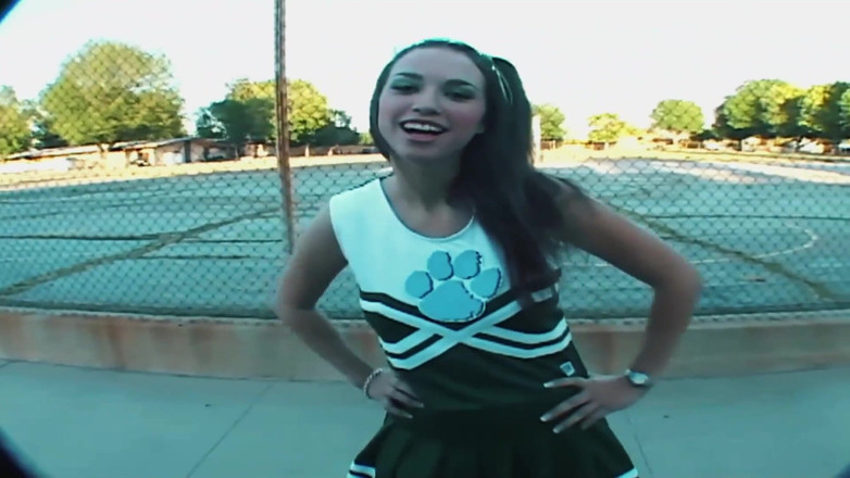 FapFlare: Cheerleaderin courtney james wird vom eismann explizit gefickt und ins...