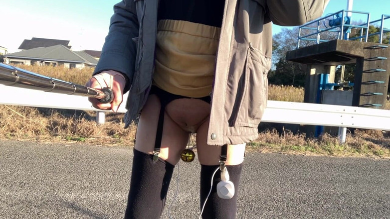 megu2002: 독립 훈련 No38 일일 턱 노출 걷기