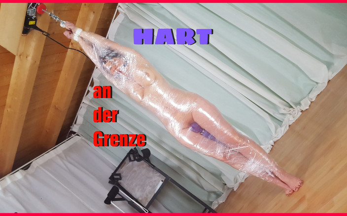 Yvette xtreme: Yvette Costeau šuká hranice