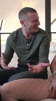Courtney Cummz + Mr. Pete anál a creampie část # 1