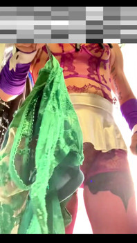 Sexy Lingerie Shemale Outdoor Exhibition Anal Dildo Insight Her Ass