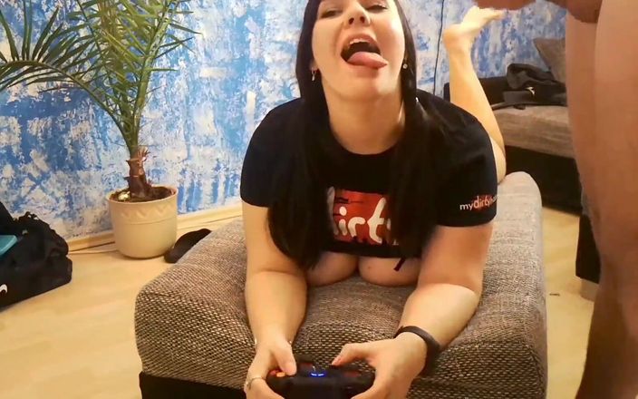 Billy Frost: Curvy German Gamer Girl Gets Fucked While Gaming