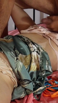 2173eo (01) - französischer amateur, lederhosen-fick, satin-dessous, doggystyle, blowjob, zungenanal