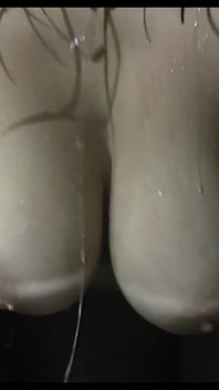 핫한 튜브에서 따먹히는 개인 거유 모델