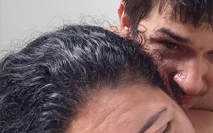 Valkyrieandluigy: 맛있는 통통한 딥쓰롯 복종하는 라티나 애널을 빠는 여친