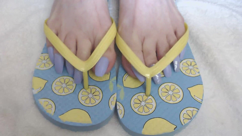 Abby Anna: Lavender long long toenails wiggle wave