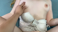 College couples: 粗暴性爱射在我的屁股上
