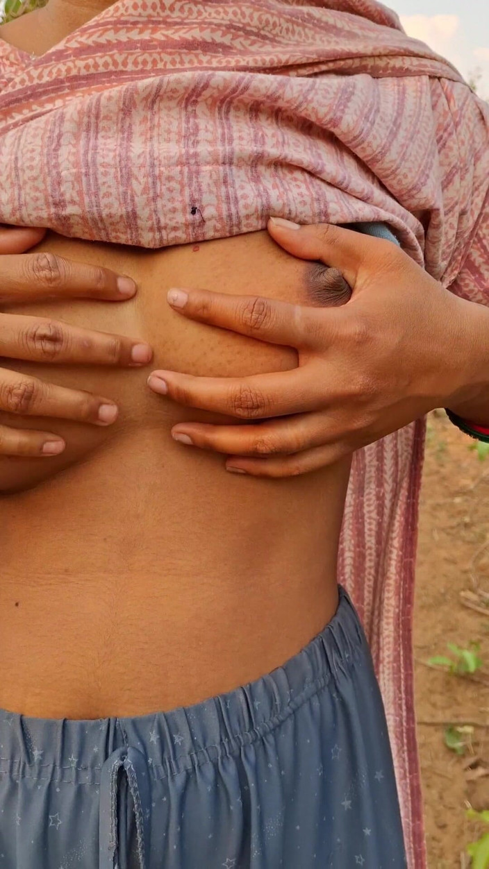 Priya_sex: भारतीय देसी पत्नी आउटडोर सेक्स देसी गांव की आंटी आउटडोर सेक्स देसी भारतीय पत्नी आउटडोर सेक्स