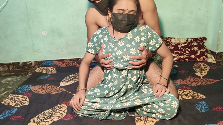 yongboy1: First Time Girlfriend Love Sex 18 Year Old Indian Girl Indian...