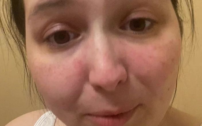 MissChrystalline: Orgasm Thwarted by Nausea