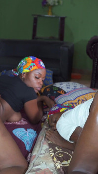 African Foursome: Enormes Paus Africanos Curtindo Estrelas Pornô Nigerianas Bonitas