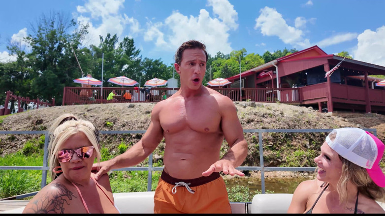 Dom Cruise: Lust Island Boats och BJ:s