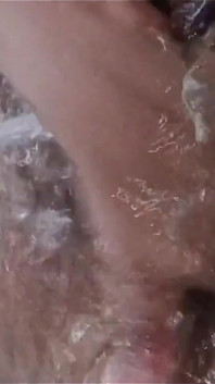 Scopata di figa sott'acqua