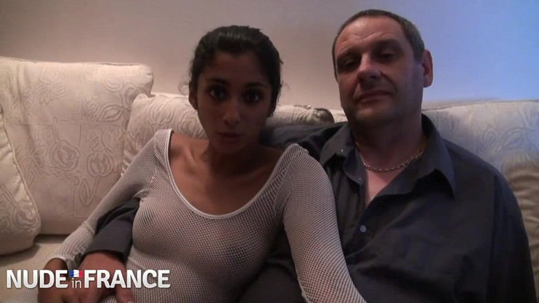Nude in France: Pelacur arab gelap suka menunggangi kontol putih pada pria yang...