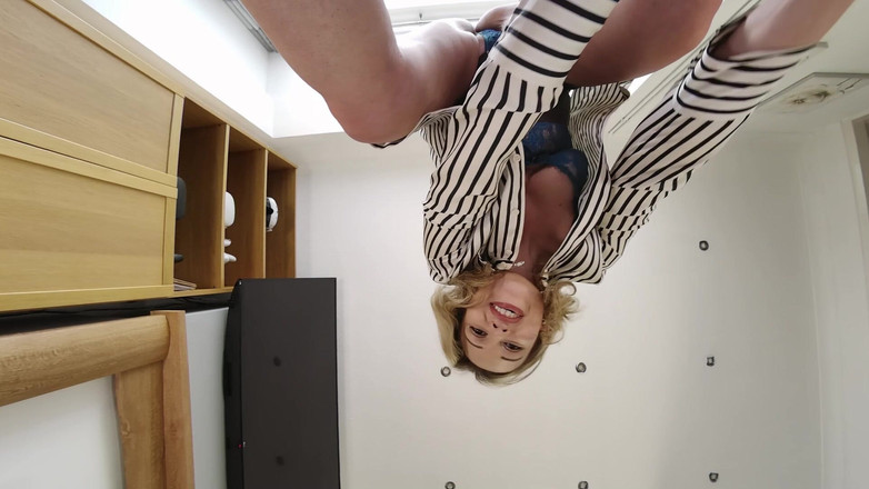 Jimmy Draws: Epiphany jones - cewek hamil lagi dudukin muka