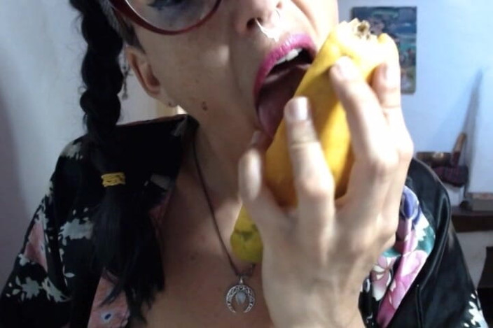 Goddess Maya: Solo MILF
