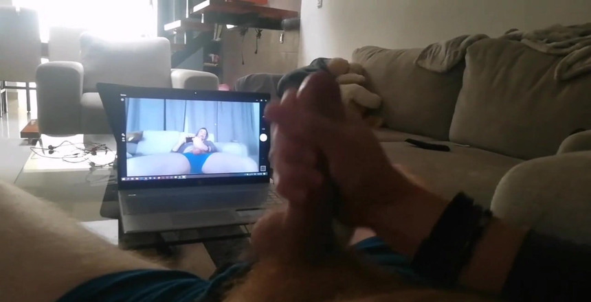 Dirty Talking Guy: क्या खुद को देखते हुए उतरना नार्किसिस्टिक है?