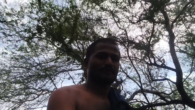 KUMBHA MANOJ KUMAR: Xhard India ค้นหาในป่า