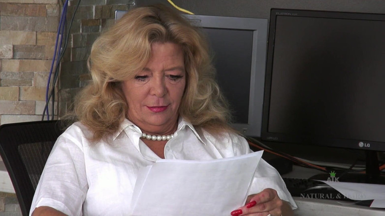 ATK Fans (Hairy): Karen a eu une longue journée de travail avec cette...