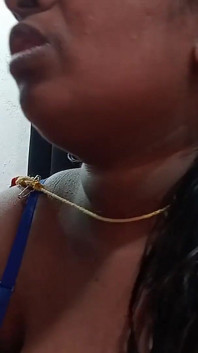 Tetek susu dan mulut deepthroat kongkek pancutan mani dalam mulut